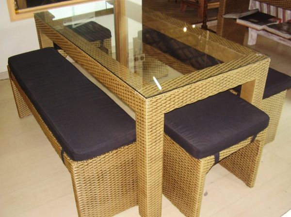 Conjunto de Mesa Vanira com banco